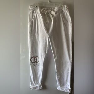 NWT Grey Violet White Stretch cotton pant with CC Logo and side and back…